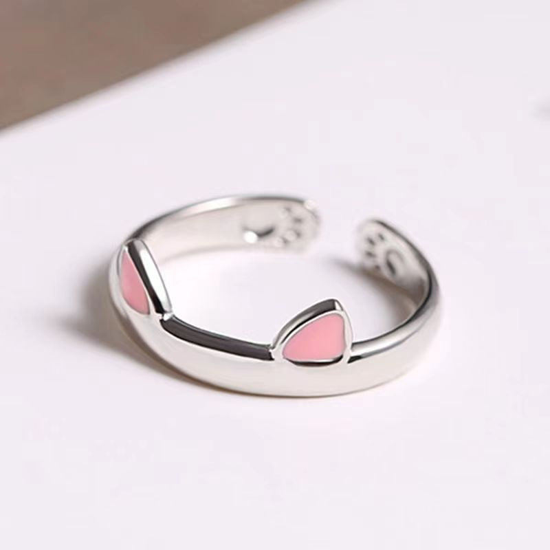 🌸 Friendship is a twin flower. BFF split jewelry, witnessing every perfect moment and company between you and her.