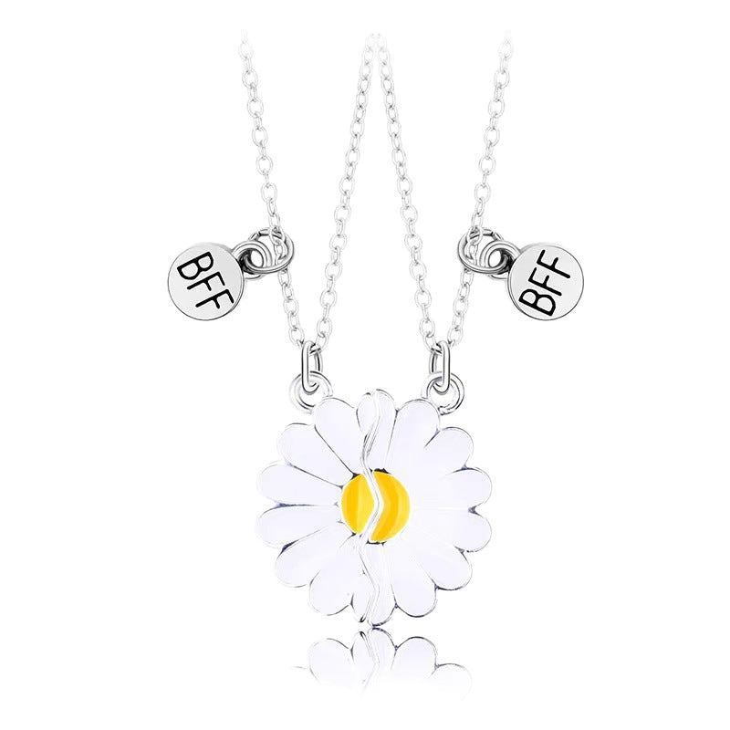 🌸 Friendship is a twin flower. BFF split jewelry, witnessing every perfect moment and company between you and her.